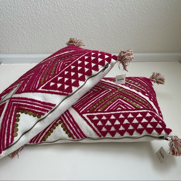 NWT 2 Anthropologie bohemian sequin pattern pillow - Picture 5 of 9